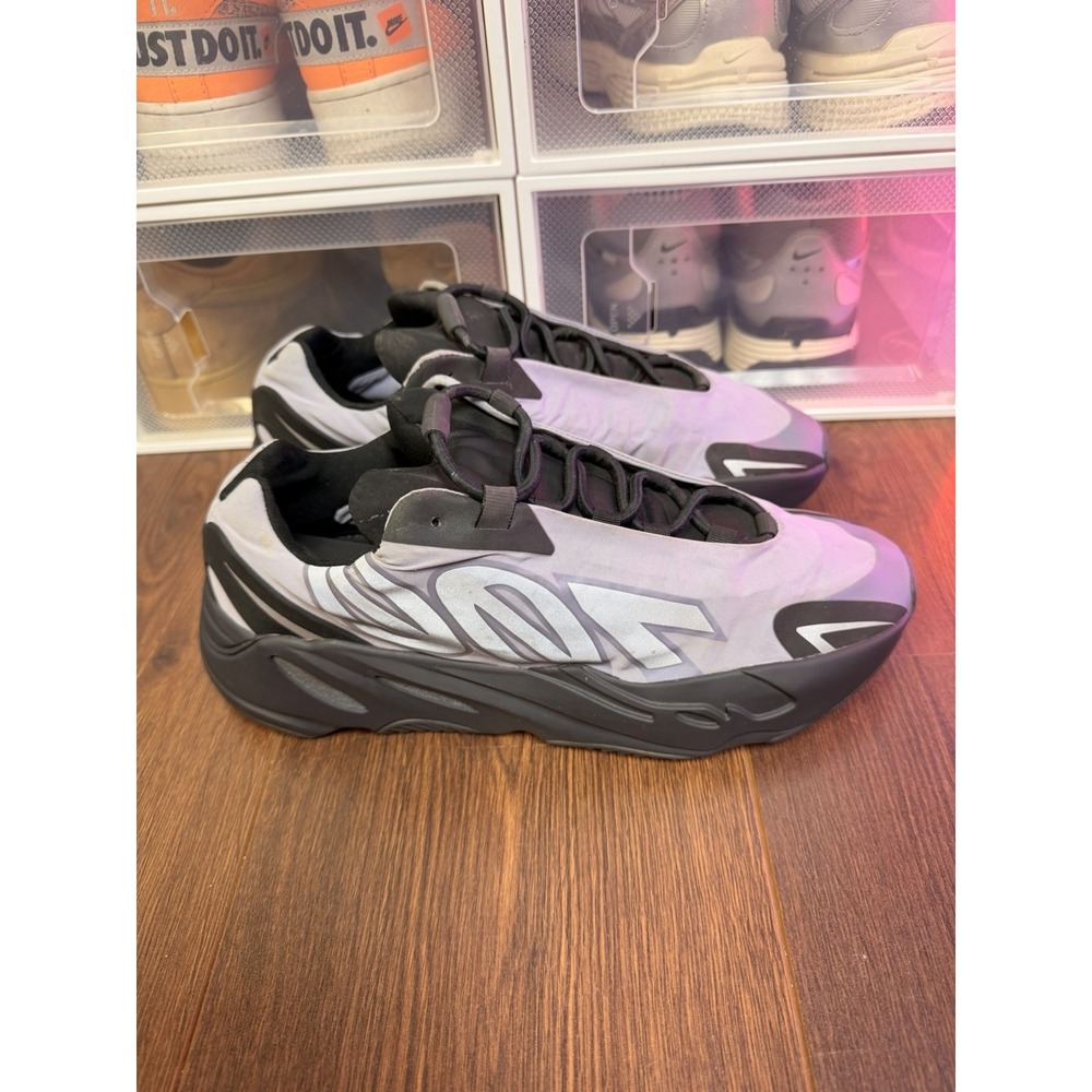 Size 10.5 - adidas Men's Yeezy Boost 700 MNVN Metallic GW9524